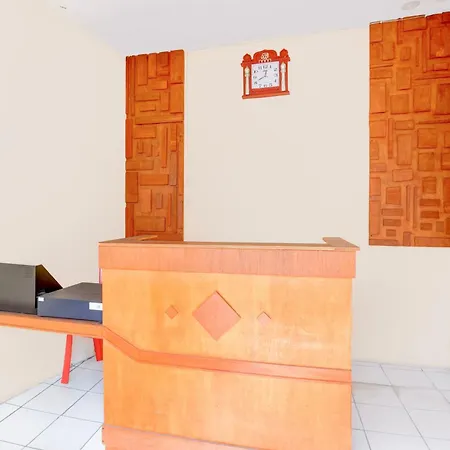 Oyo 94016 Baronsari Homestay *