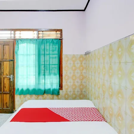Homestay Oyo 94016 Baronsari *